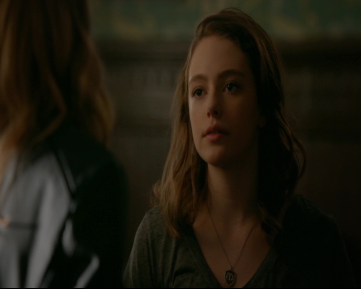 vampirediariesworld-dot-nl_TheOriginals5x04BetweenTheDevilAndTheDeepBlueSea00322.jpg