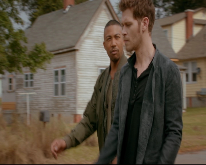 vampirediariesworld-dot-nl_TheOriginals5x04BetweenTheDevilAndTheDeepBlueSea00428.jpg