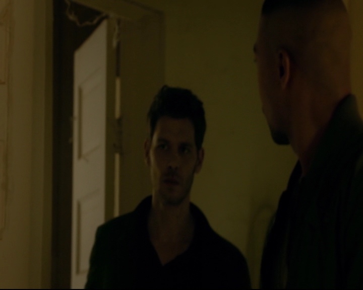 vampirediariesworld-dot-nl_TheOriginals5x04BetweenTheDevilAndTheDeepBlueSea00458.jpg