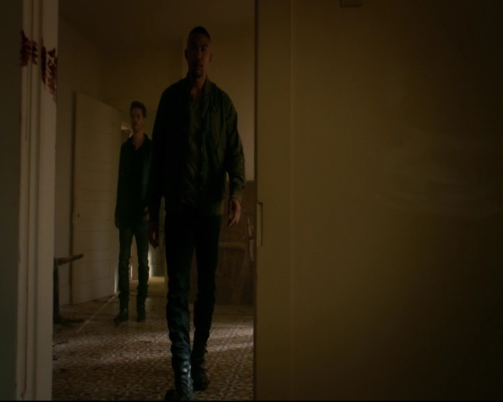 vampirediariesworld-dot-nl_TheOriginals5x04BetweenTheDevilAndTheDeepBlueSea00464.jpg