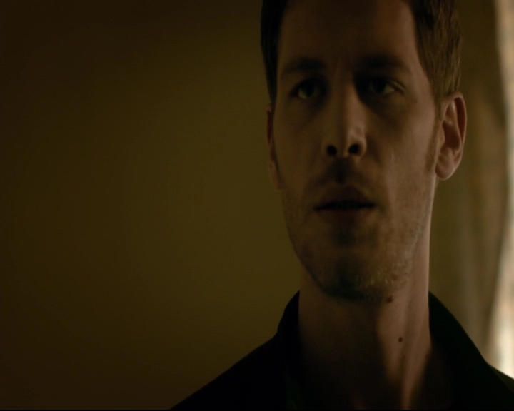 vampirediariesworld-dot-nl_TheOriginals5x04BetweenTheDevilAndTheDeepBlueSea00484.jpg