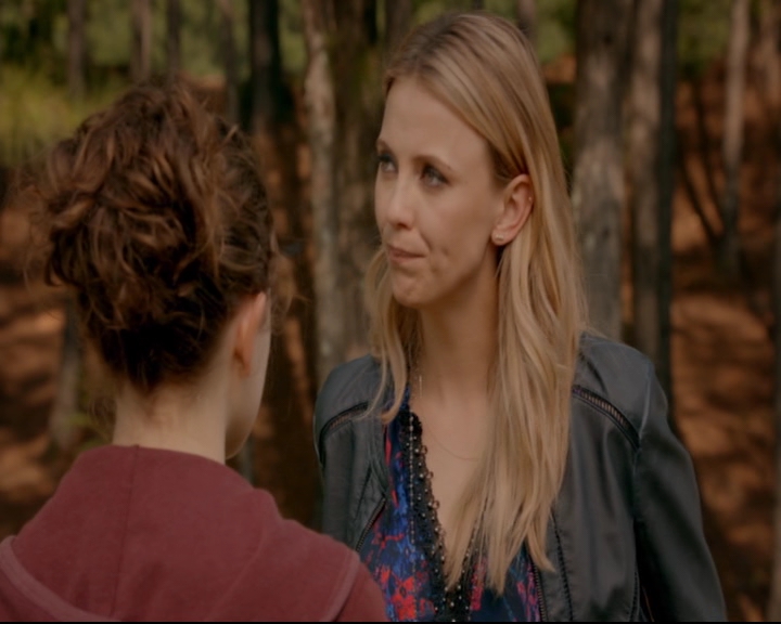 vampirediariesworld-dot-nl_TheOriginals5x04BetweenTheDevilAndTheDeepBlueSea00600.jpg