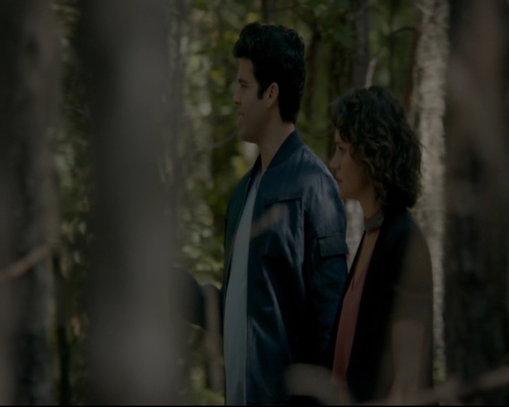 vampirediariesworld-dot-nl_TheOriginals5x04BetweenTheDevilAndTheDeepBlueSea00611.jpg