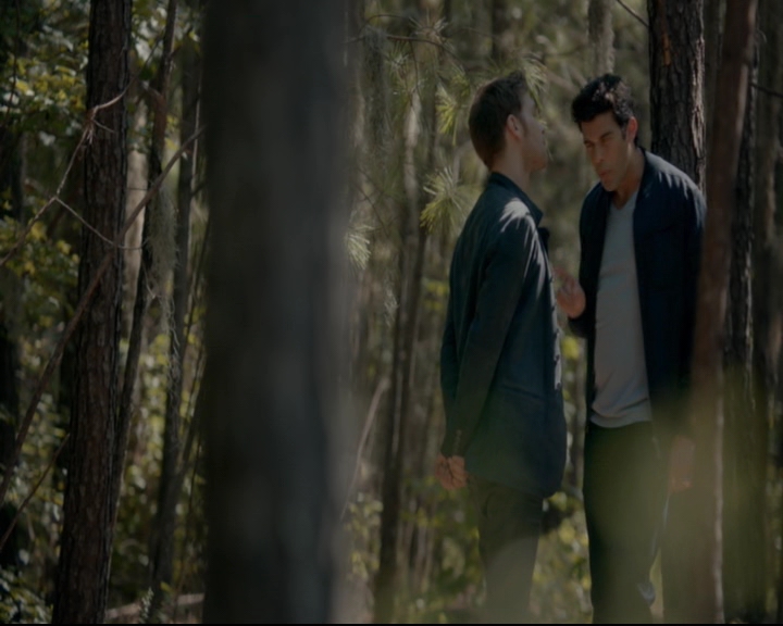 vampirediariesworld-dot-nl_TheOriginals5x04BetweenTheDevilAndTheDeepBlueSea00651.jpg