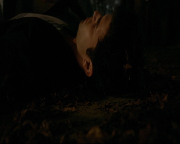 vampirediariesworld-dot-nl_TheOriginals5x04BetweenTheDevilAndTheDeepBlueSea00661.jpg