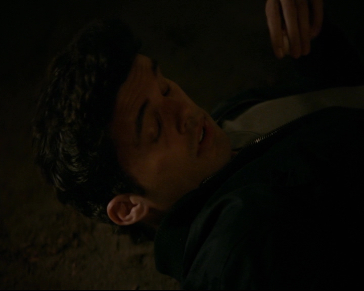 vampirediariesworld-dot-nl_TheOriginals5x04BetweenTheDevilAndTheDeepBlueSea00665.jpg