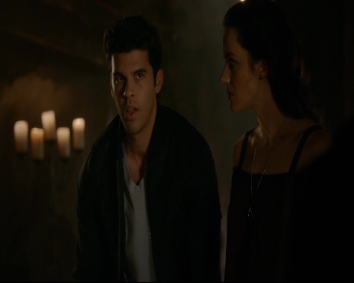 vampirediariesworld-dot-nl_TheOriginals5x04BetweenTheDevilAndTheDeepBlueSea00674.jpg