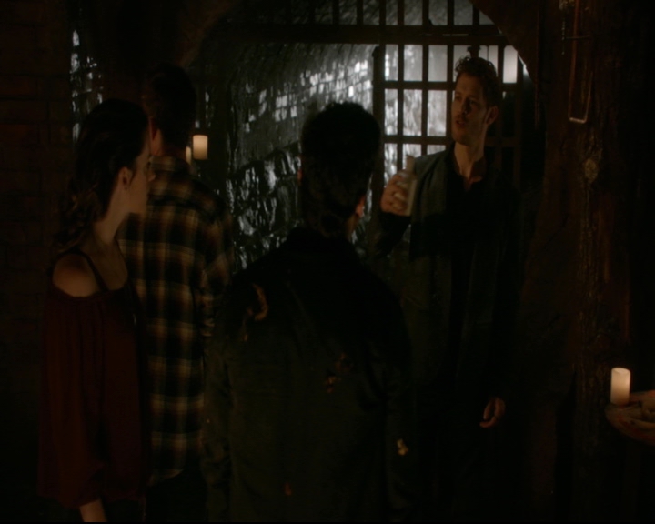 vampirediariesworld-dot-nl_TheOriginals5x04BetweenTheDevilAndTheDeepBlueSea00679.jpg