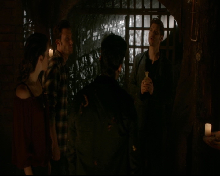 vampirediariesworld-dot-nl_TheOriginals5x04BetweenTheDevilAndTheDeepBlueSea00681.jpg