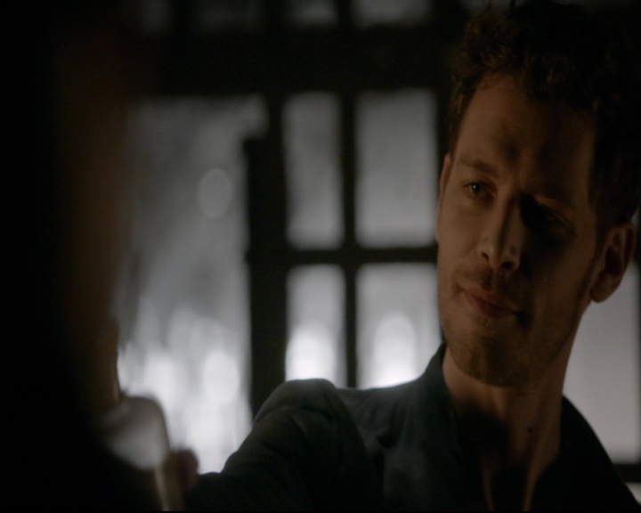 vampirediariesworld-dot-nl_TheOriginals5x04BetweenTheDevilAndTheDeepBlueSea00683.jpg