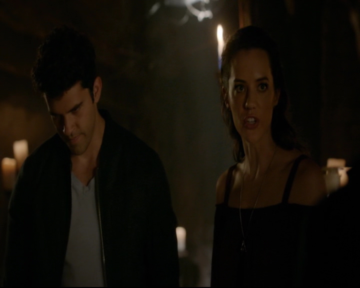 vampirediariesworld-dot-nl_TheOriginals5x04BetweenTheDevilAndTheDeepBlueSea00686.jpg