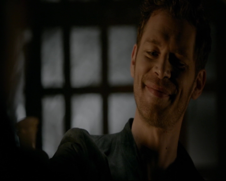 vampirediariesworld-dot-nl_TheOriginals5x04BetweenTheDevilAndTheDeepBlueSea00688.jpg