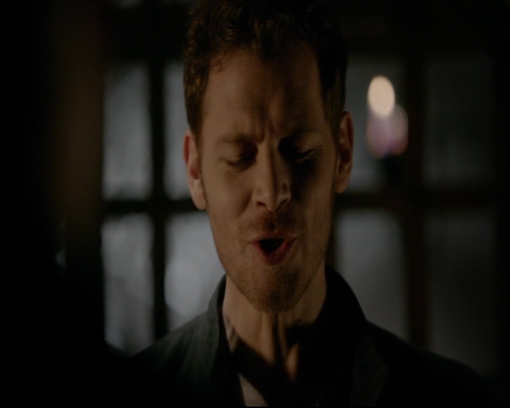 vampirediariesworld-dot-nl_TheOriginals5x04BetweenTheDevilAndTheDeepBlueSea00690.jpg