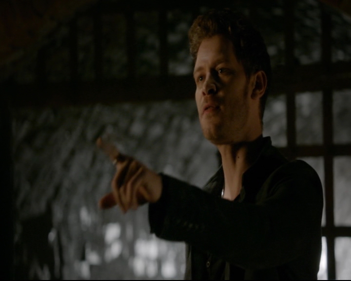 vampirediariesworld-dot-nl_TheOriginals5x04BetweenTheDevilAndTheDeepBlueSea00697.jpg