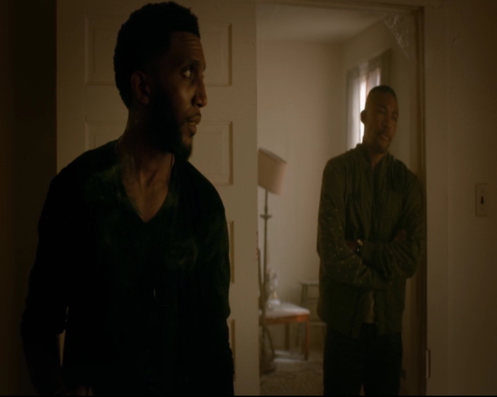 vampirediariesworld-dot-nl_TheOriginals5x04BetweenTheDevilAndTheDeepBlueSea00750.jpg