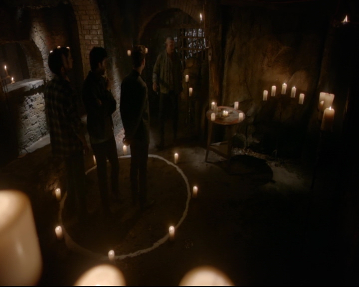 vampirediariesworld-dot-nl_TheOriginals5x04BetweenTheDevilAndTheDeepBlueSea00868.jpg