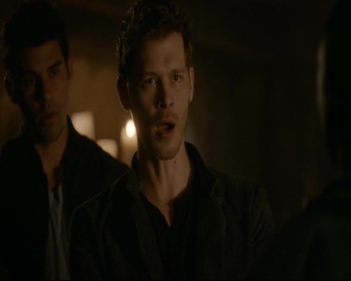 vampirediariesworld-dot-nl_TheOriginals5x04BetweenTheDevilAndTheDeepBlueSea00875.jpg