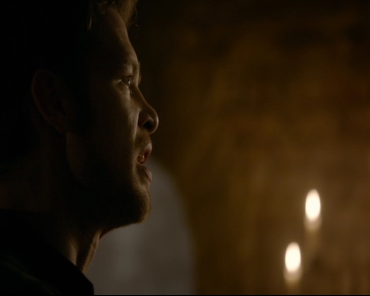 vampirediariesworld-dot-nl_TheOriginals5x04BetweenTheDevilAndTheDeepBlueSea00907.jpg