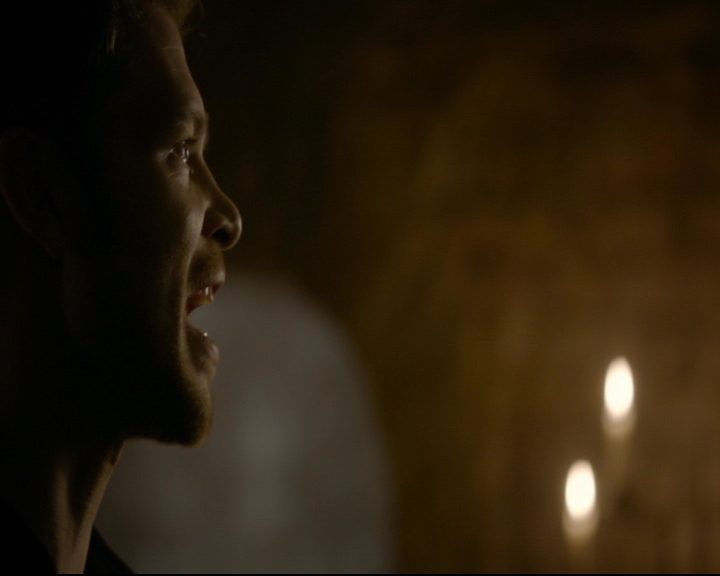 vampirediariesworld-dot-nl_TheOriginals5x04BetweenTheDevilAndTheDeepBlueSea00910.jpg