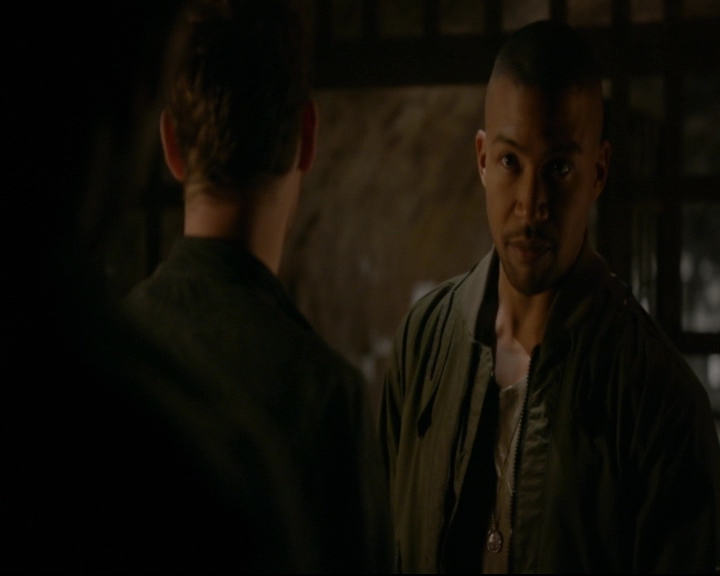 vampirediariesworld-dot-nl_TheOriginals5x04BetweenTheDevilAndTheDeepBlueSea00918.jpg