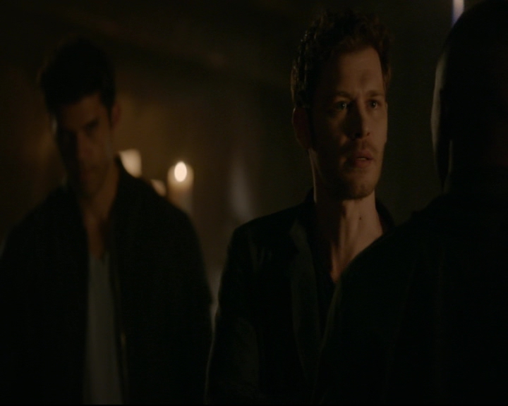 vampirediariesworld-dot-nl_TheOriginals5x04BetweenTheDevilAndTheDeepBlueSea00919.jpg