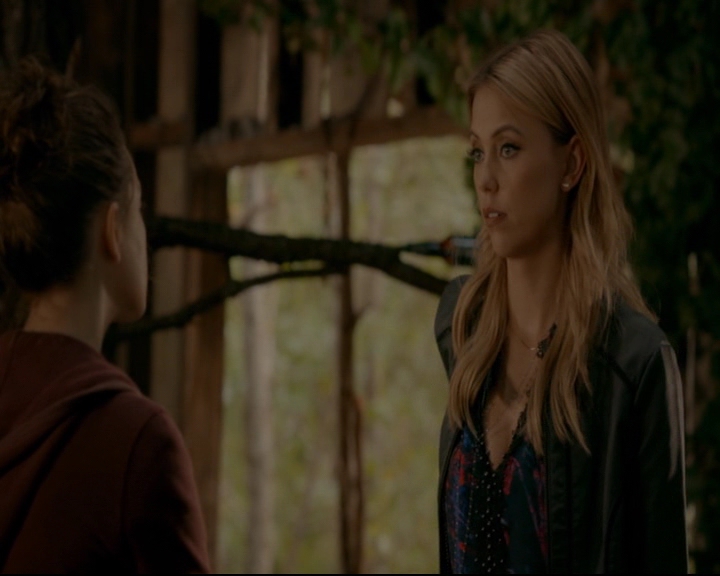 vampirediariesworld-dot-nl_TheOriginals5x04BetweenTheDevilAndTheDeepBlueSea00975.jpg