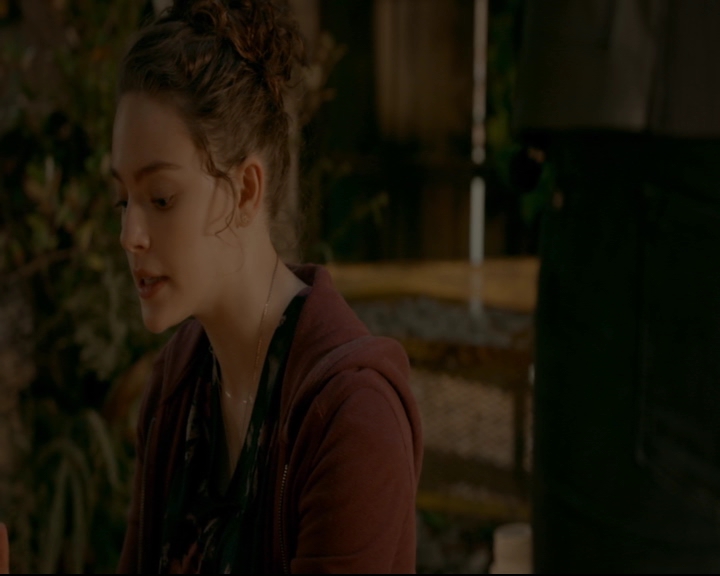 vampirediariesworld-dot-nl_TheOriginals5x04BetweenTheDevilAndTheDeepBlueSea01011.jpg