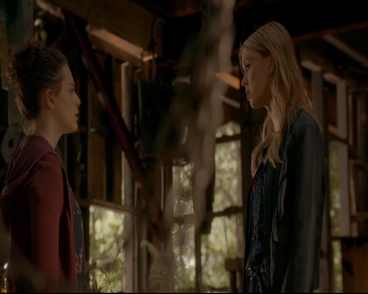 vampirediariesworld-dot-nl_TheOriginals5x04BetweenTheDevilAndTheDeepBlueSea01033.jpg