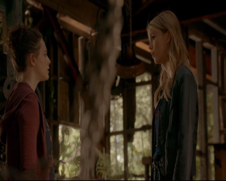 vampirediariesworld-dot-nl_TheOriginals5x04BetweenTheDevilAndTheDeepBlueSea01034.jpg