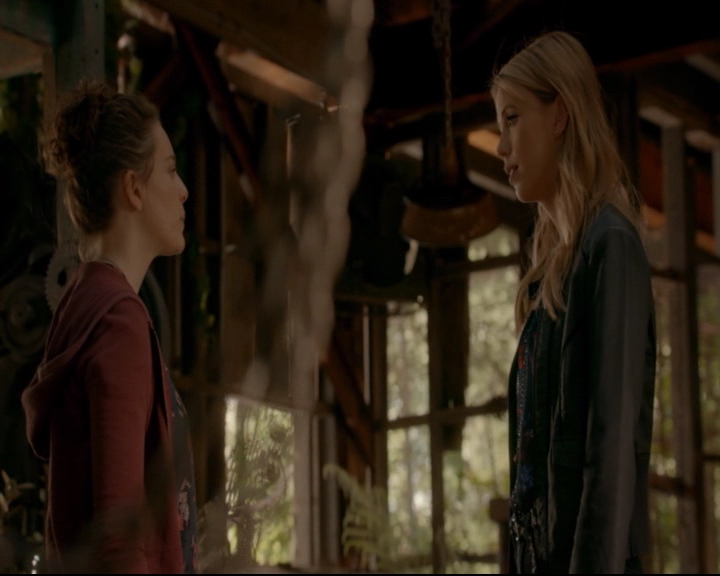 vampirediariesworld-dot-nl_TheOriginals5x04BetweenTheDevilAndTheDeepBlueSea01035.jpg