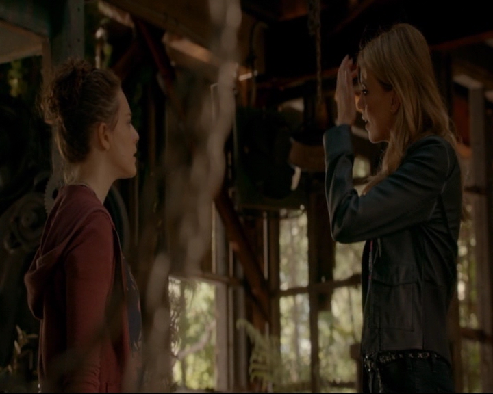 vampirediariesworld-dot-nl_TheOriginals5x04BetweenTheDevilAndTheDeepBlueSea01036.jpg