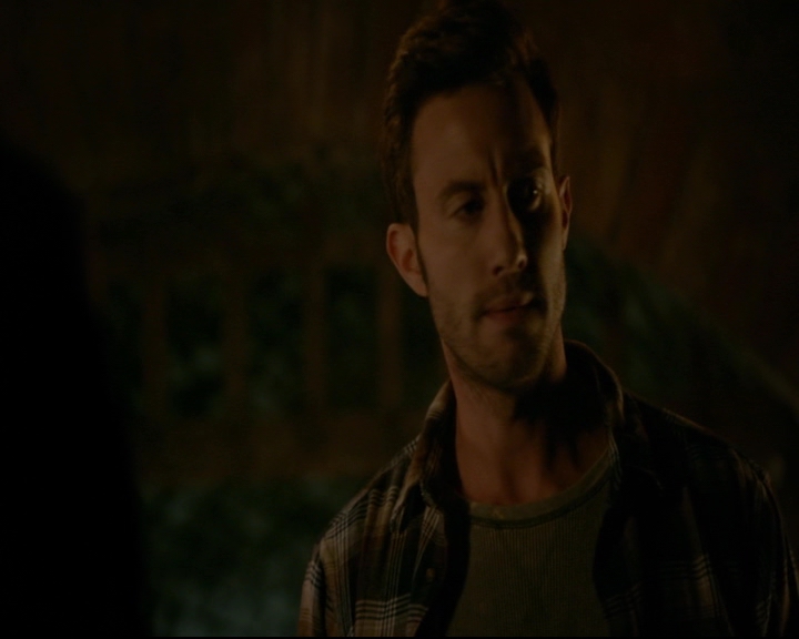 vampirediariesworld-dot-nl_TheOriginals5x04BetweenTheDevilAndTheDeepBlueSea01502.jpg