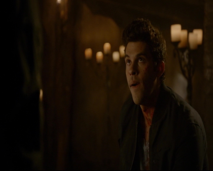 vampirediariesworld-dot-nl_TheOriginals5x04BetweenTheDevilAndTheDeepBlueSea01563.jpg