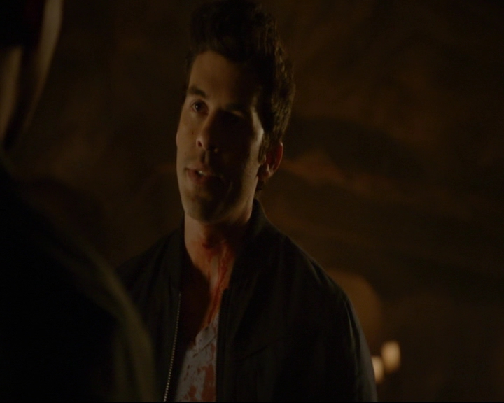 vampirediariesworld-dot-nl_TheOriginals5x04BetweenTheDevilAndTheDeepBlueSea01569.jpg