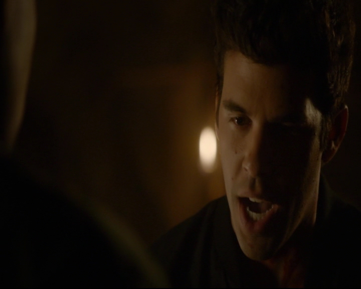 vampirediariesworld-dot-nl_TheOriginals5x04BetweenTheDevilAndTheDeepBlueSea01575.jpg