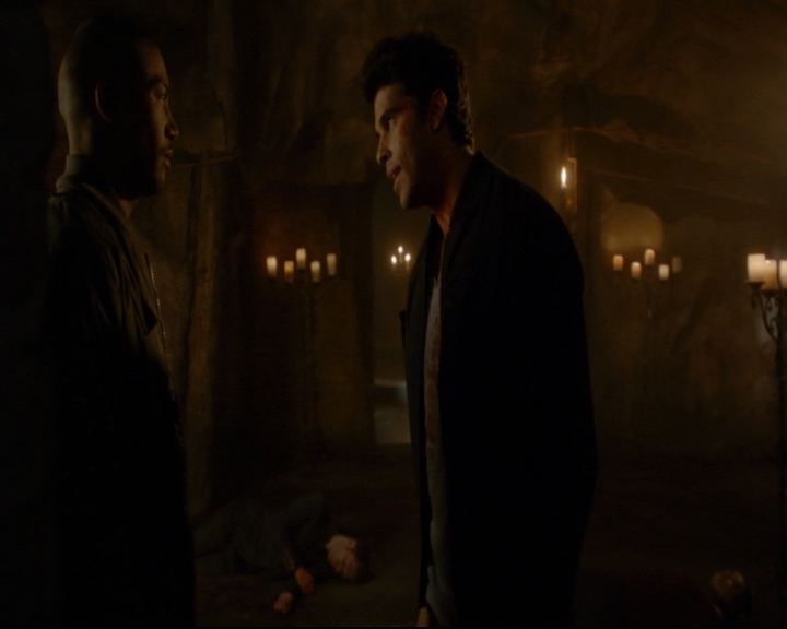 vampirediariesworld-dot-nl_TheOriginals5x04BetweenTheDevilAndTheDeepBlueSea01582.jpg