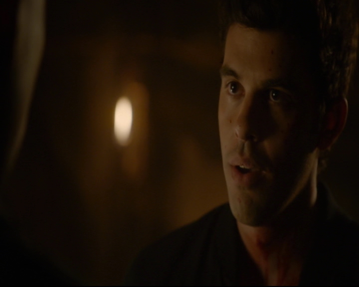 vampirediariesworld-dot-nl_TheOriginals5x04BetweenTheDevilAndTheDeepBlueSea01584.jpg