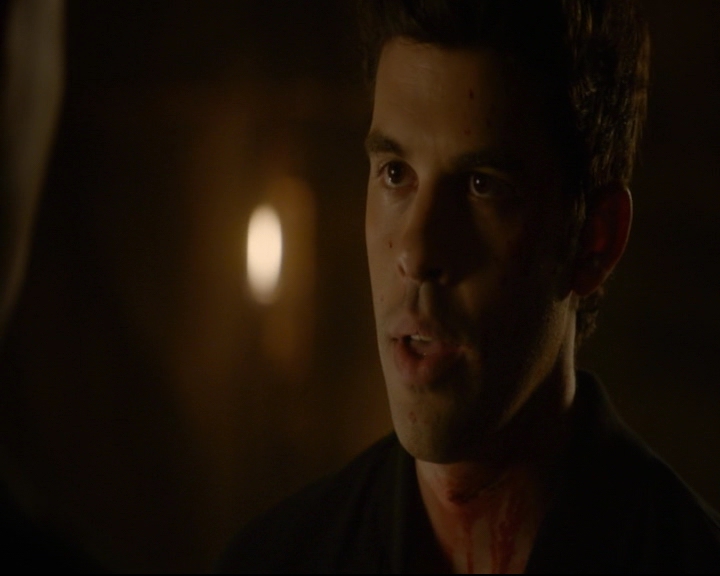 vampirediariesworld-dot-nl_TheOriginals5x04BetweenTheDevilAndTheDeepBlueSea01588.jpg