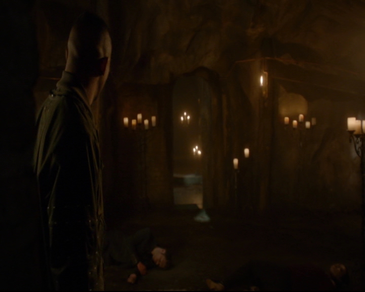 vampirediariesworld-dot-nl_TheOriginals5x04BetweenTheDevilAndTheDeepBlueSea01592.jpg