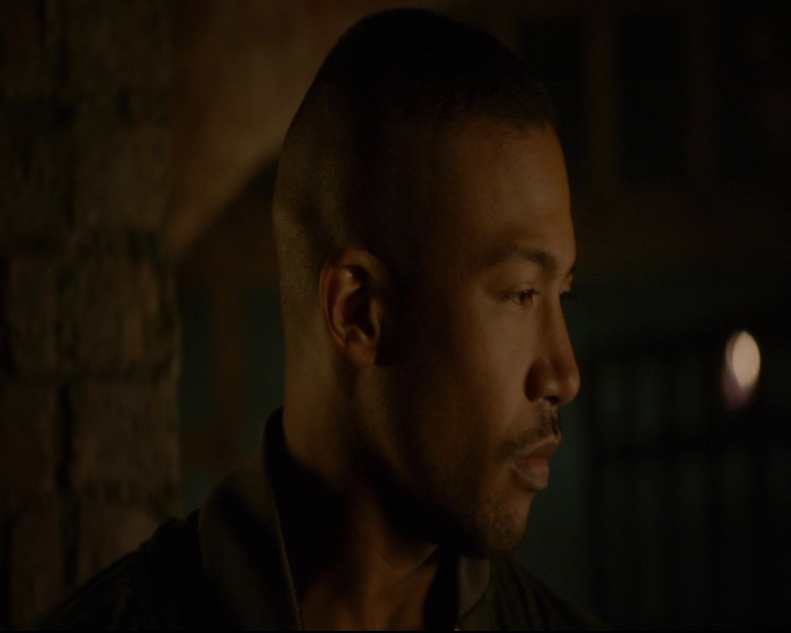 vampirediariesworld-dot-nl_TheOriginals5x04BetweenTheDevilAndTheDeepBlueSea01608.jpg