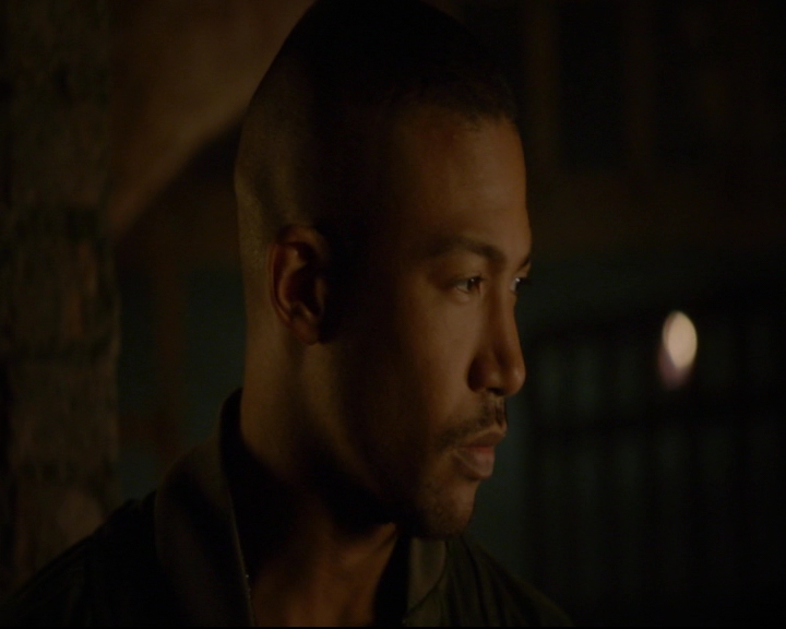 vampirediariesworld-dot-nl_TheOriginals5x04BetweenTheDevilAndTheDeepBlueSea01610.jpg