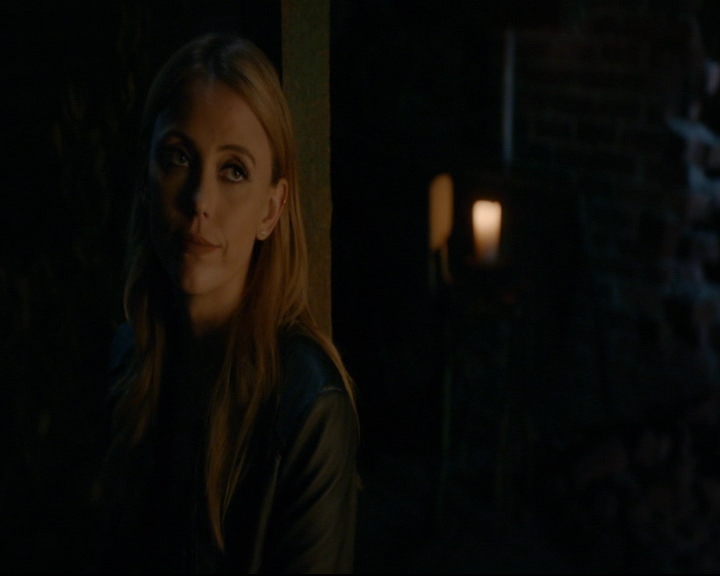 vampirediariesworld-dot-nl_TheOriginals5x04BetweenTheDevilAndTheDeepBlueSea01627.jpg