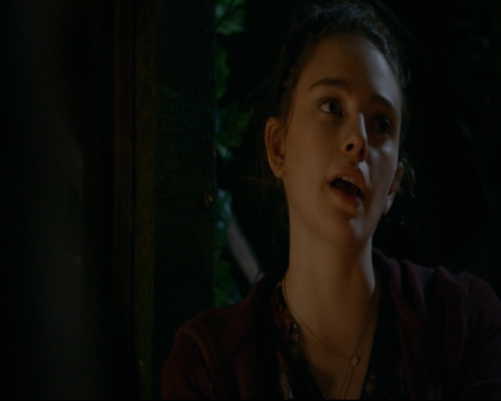 vampirediariesworld-dot-nl_TheOriginals5x04BetweenTheDevilAndTheDeepBlueSea01653.jpg