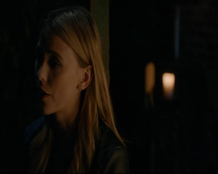 vampirediariesworld-dot-nl_TheOriginals5x04BetweenTheDevilAndTheDeepBlueSea01669.jpg