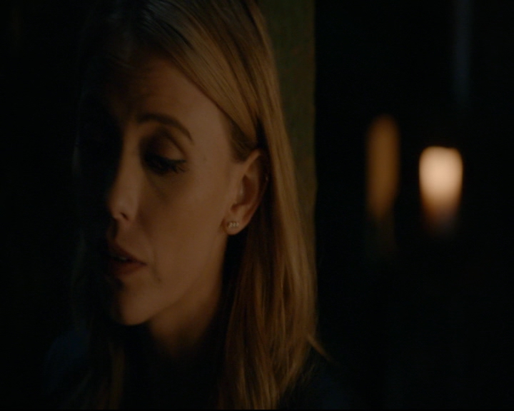 vampirediariesworld-dot-nl_TheOriginals5x04BetweenTheDevilAndTheDeepBlueSea01678.jpg