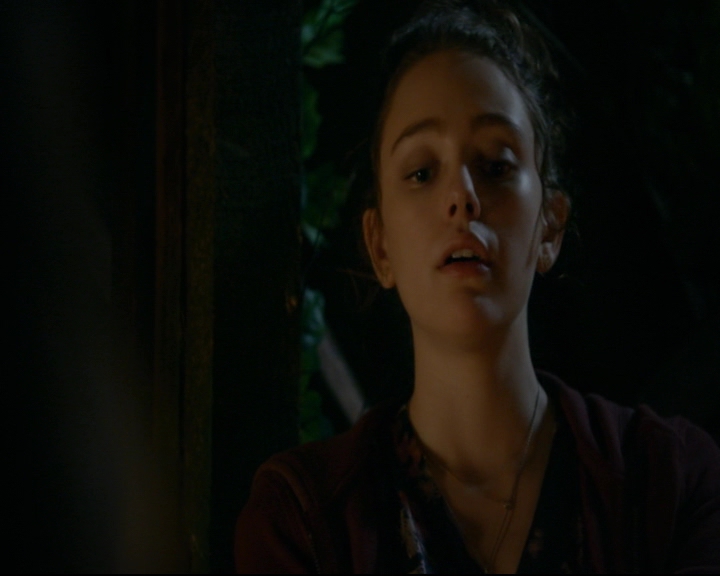 vampirediariesworld-dot-nl_TheOriginals5x04BetweenTheDevilAndTheDeepBlueSea01715.jpg