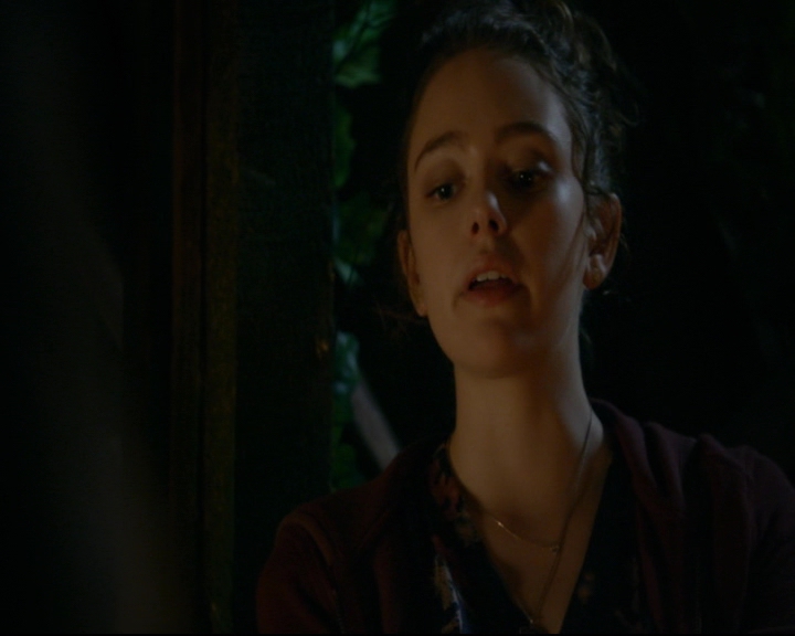 vampirediariesworld-dot-nl_TheOriginals5x04BetweenTheDevilAndTheDeepBlueSea01716.jpg