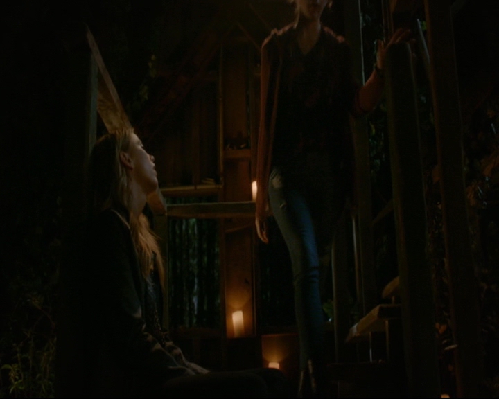 vampirediariesworld-dot-nl_TheOriginals5x04BetweenTheDevilAndTheDeepBlueSea01722.jpg