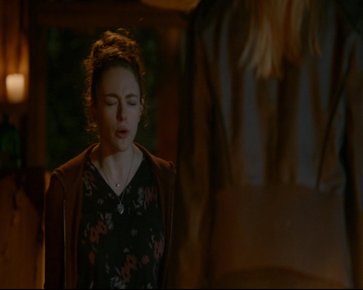 vampirediariesworld-dot-nl_TheOriginals5x04BetweenTheDevilAndTheDeepBlueSea01731.jpg
