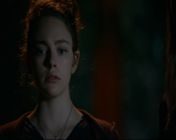 vampirediariesworld-dot-nl_TheOriginals5x04BetweenTheDevilAndTheDeepBlueSea01747.jpg